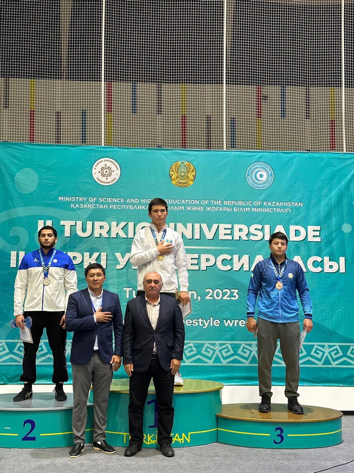 A 3rd year student of the specialty “Physical Culture and Sports” of the Al-Farabi KazNU Aitbekova Akezhan took 1st place at the II Turkic Universiade in freestyle wrestling in Turkestan.